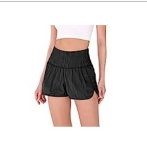 Black Ododos boxing workout shorts, size medium, never worn, NWOT